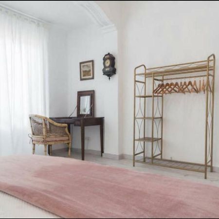 Apartament Reina Walencja Zewnętrze zdjęcie