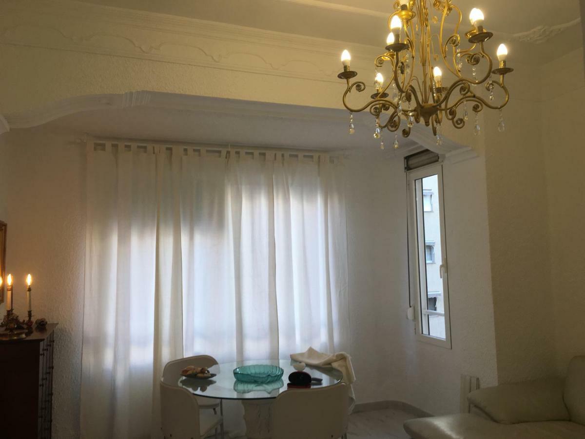 Apartament Reina Walencja Zewnętrze zdjęcie