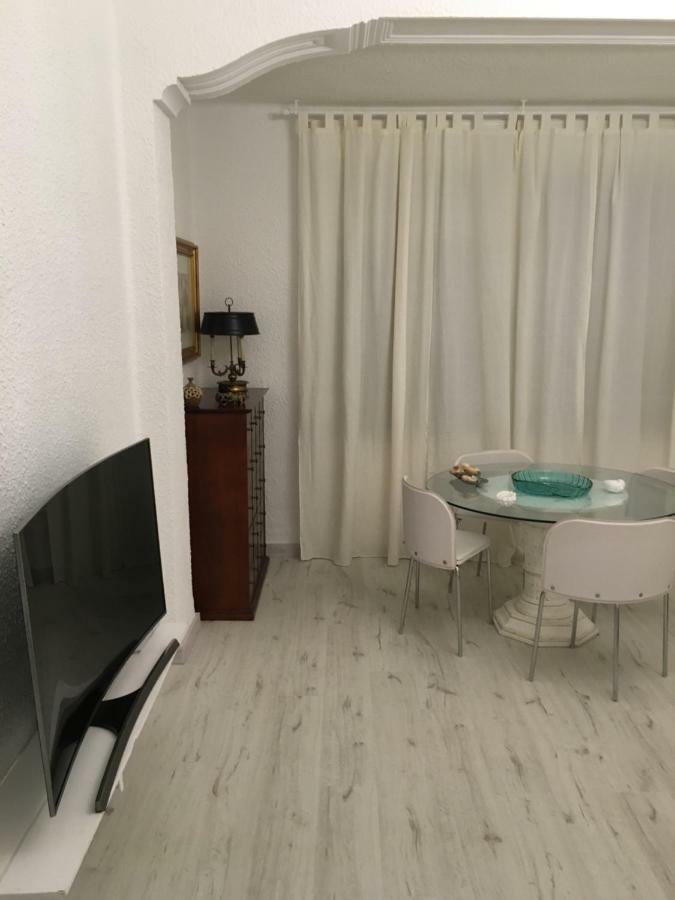 Apartament Reina Walencja Zewnętrze zdjęcie
